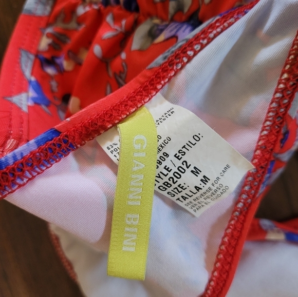 Gianni‎ Bini Two Piece Floral Bikini - Picture 3 of 4